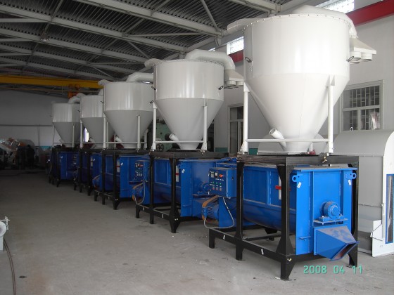 Modular feed mills